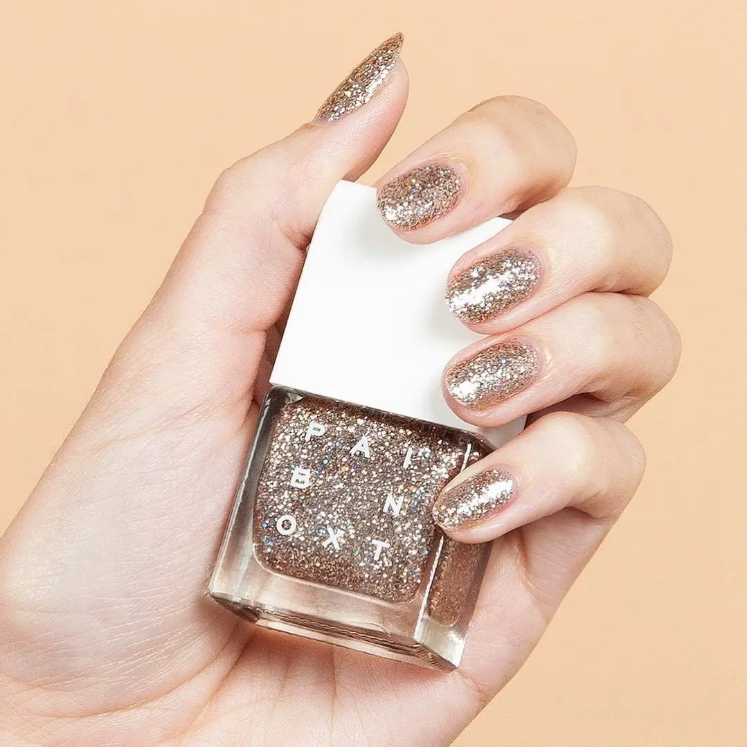 Các mẫu nail nhũ đẹp nhất