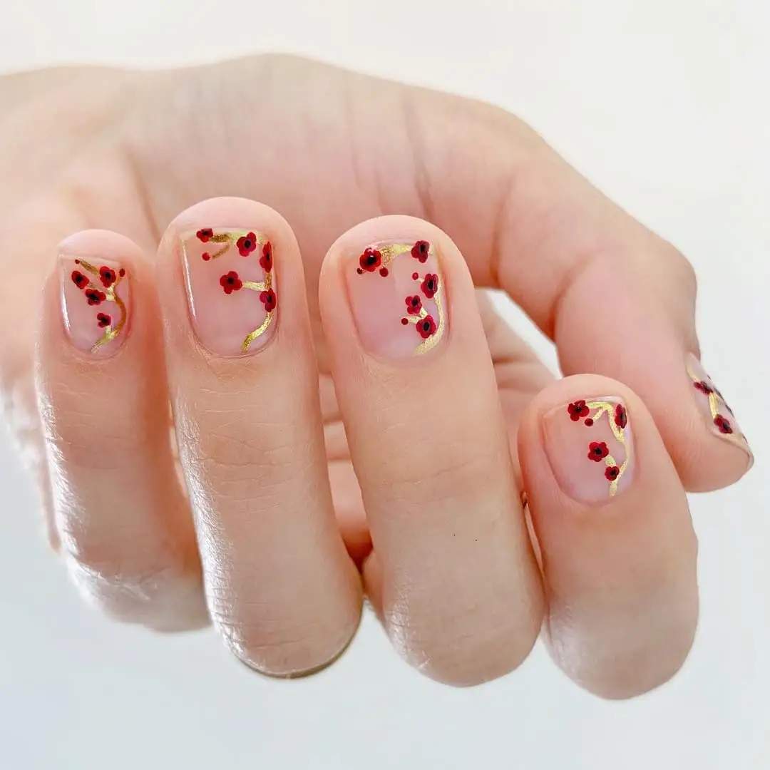 Họa tiết giản dị của những mẫu nail hoa 