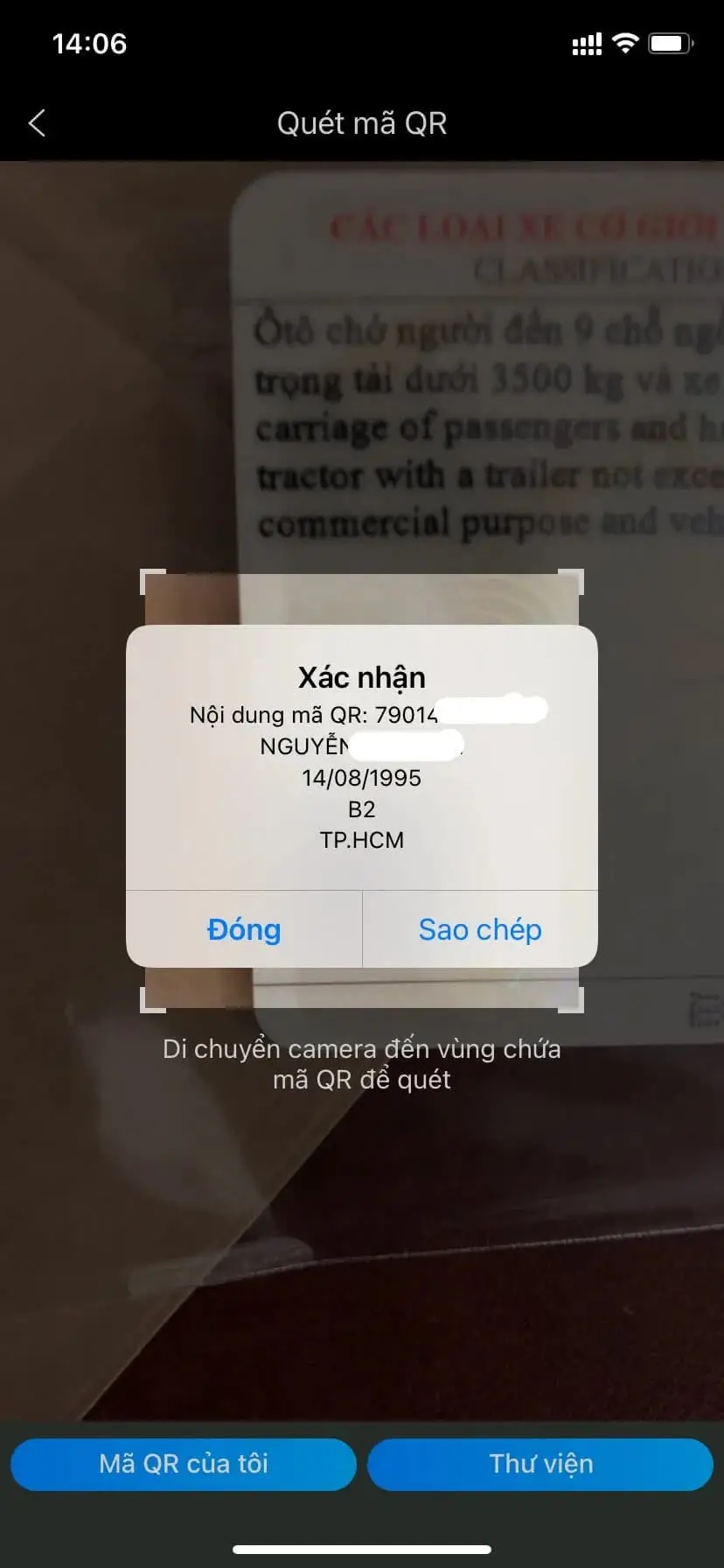 Đưa camera vào gần mã QR