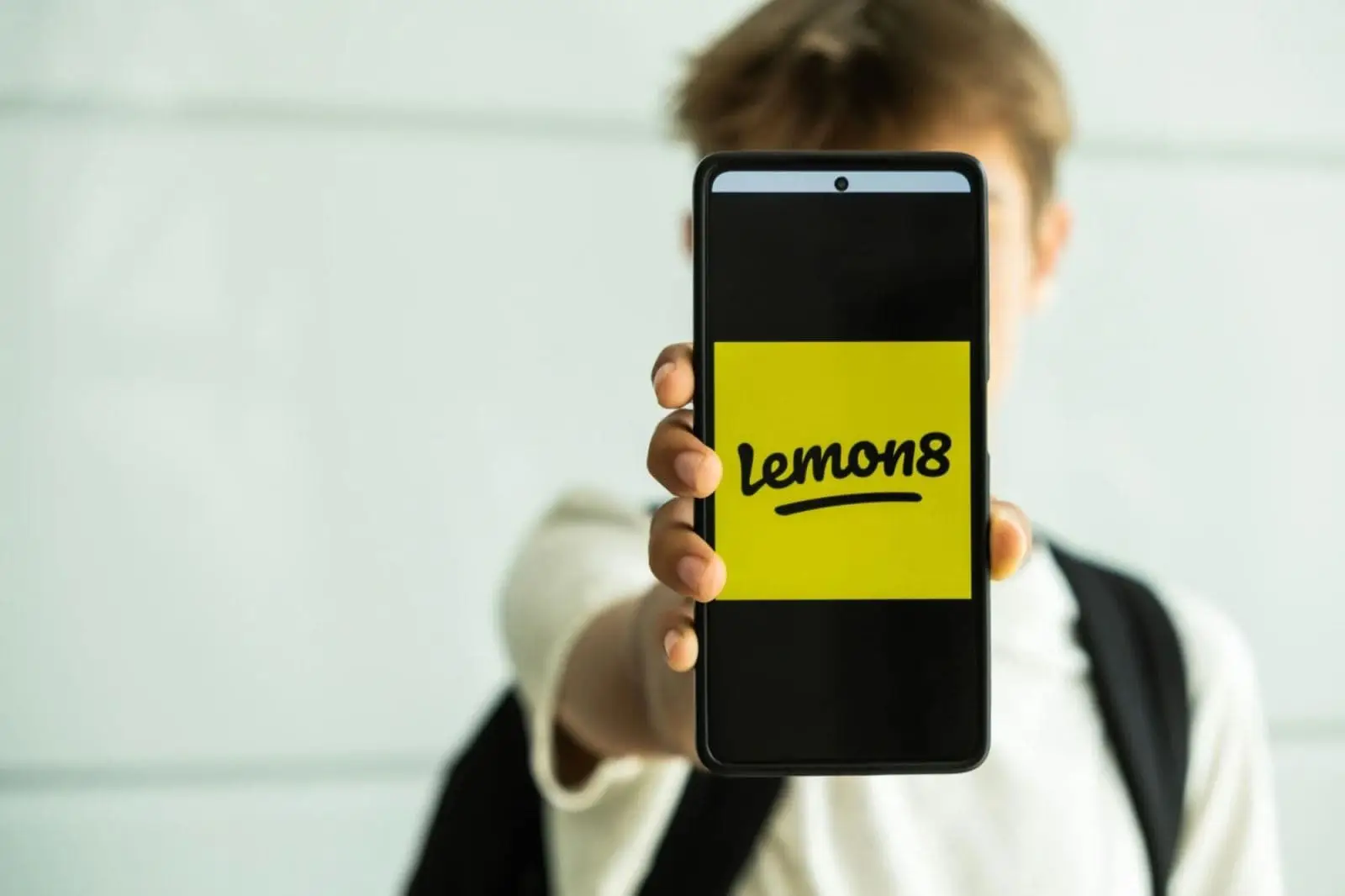 Cách chia sẻ nội dung trên Lemon8 